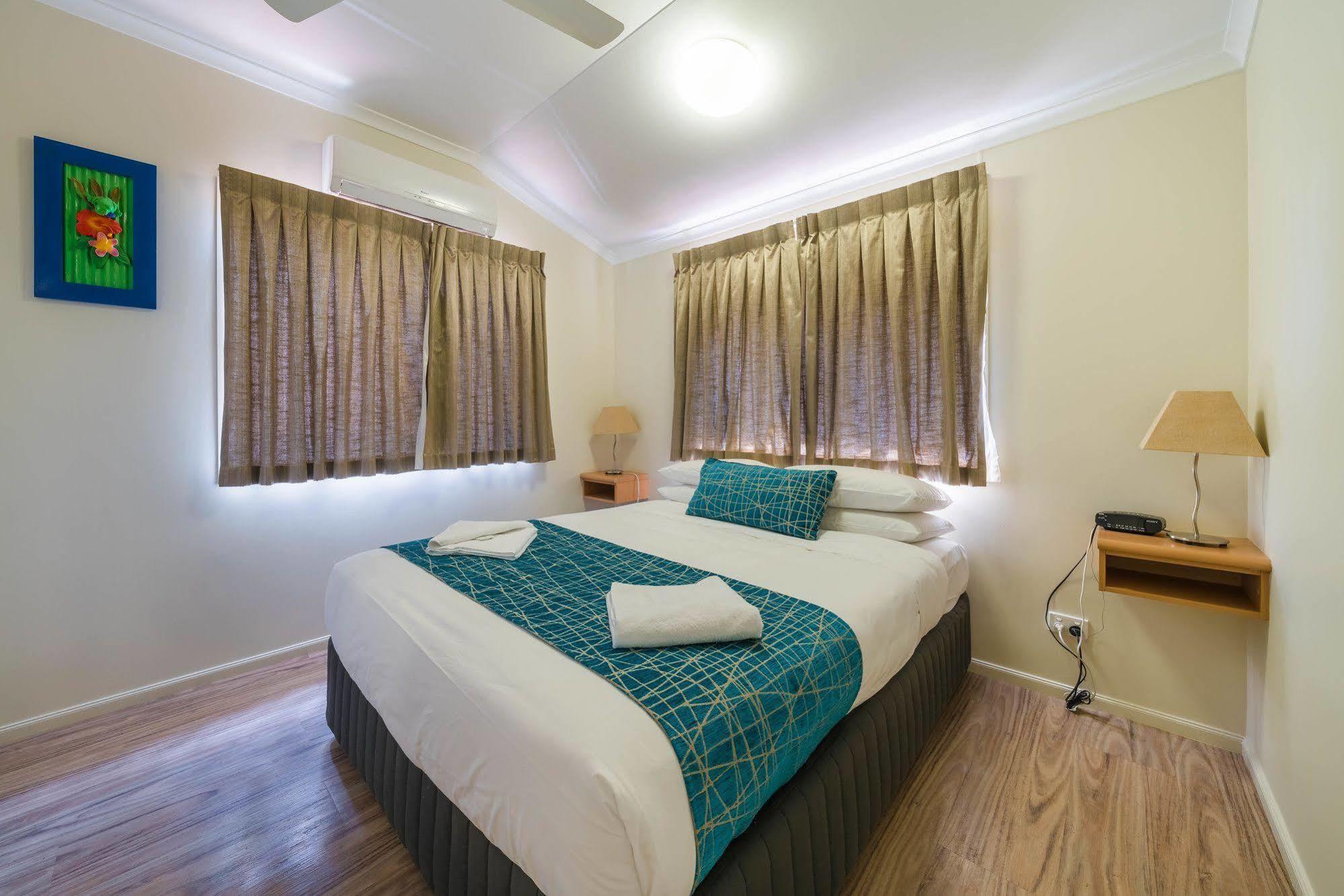 Hotel Capricorn Caves Rockhampton Esterno foto
