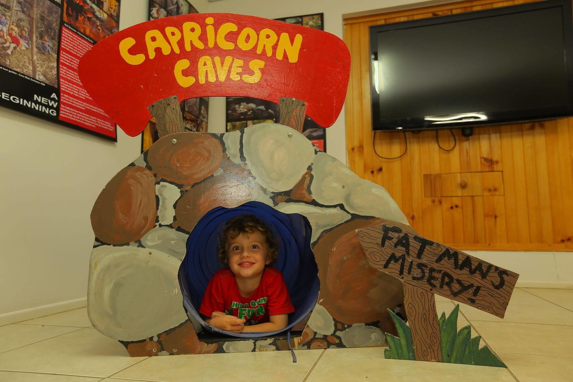 Hotel Capricorn Caves Rockhampton Esterno foto